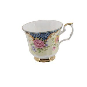 Queens China Chatsworth Teacup Vintage 93662